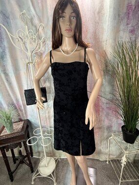 📌 Orsay Floral Pattern with Sparkle Dress Perfect For Many Occasions